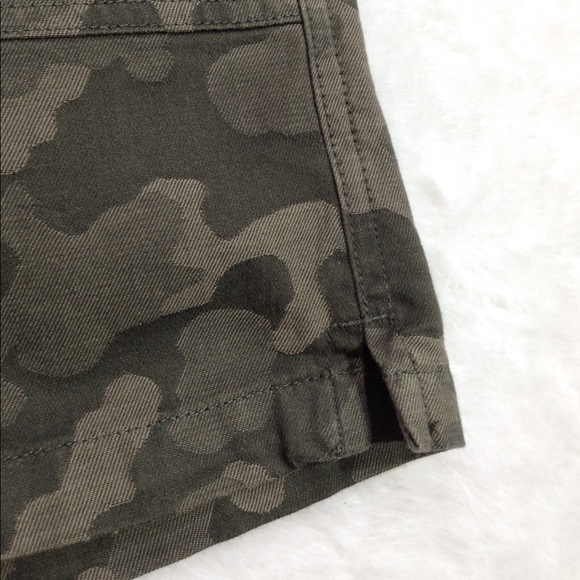 J. Crew Cargo Shorts - Picture 8 of 11